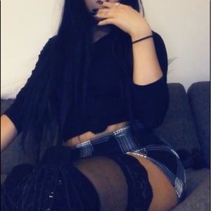 Plaid Skirt🖤